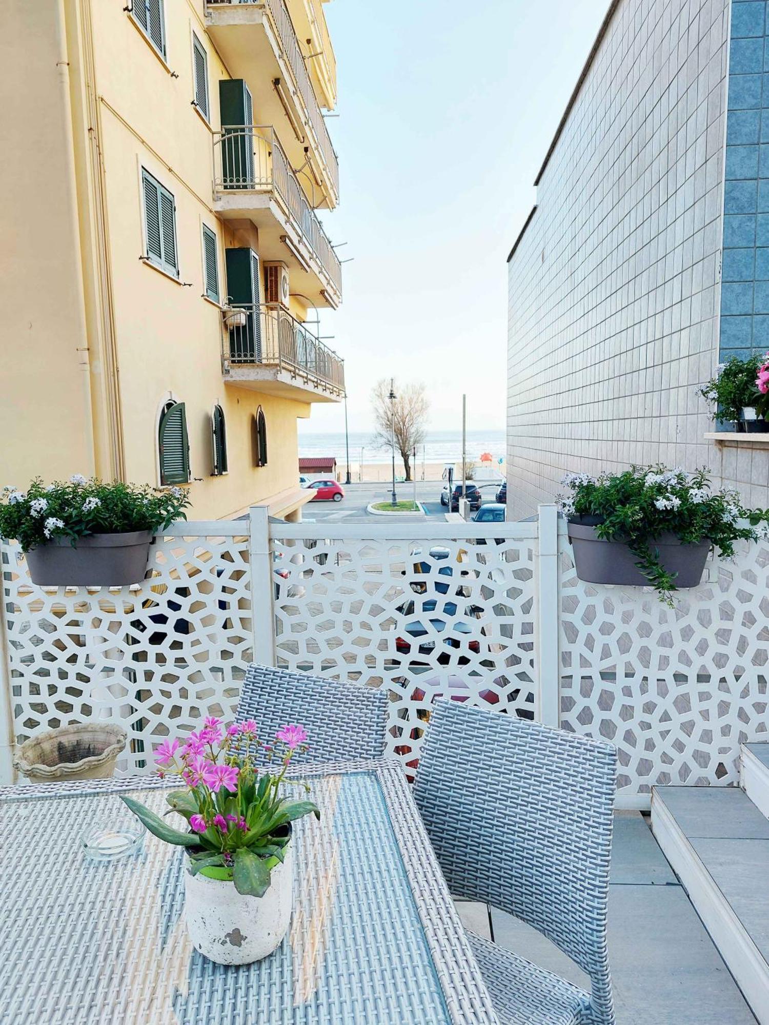 Sweet Home & Wellness Luxury Apartment Nettuno Zewnętrze zdjęcie